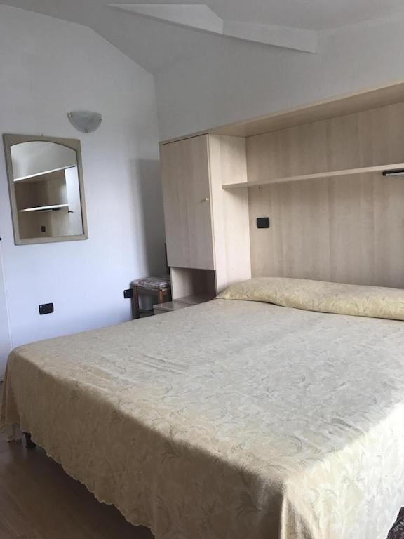 Casa Filippo Large 3 Room Apartment, Close To The Beach, Free Wifi Internet ريفا ديل غاردا المظهر الخارجي الصورة
