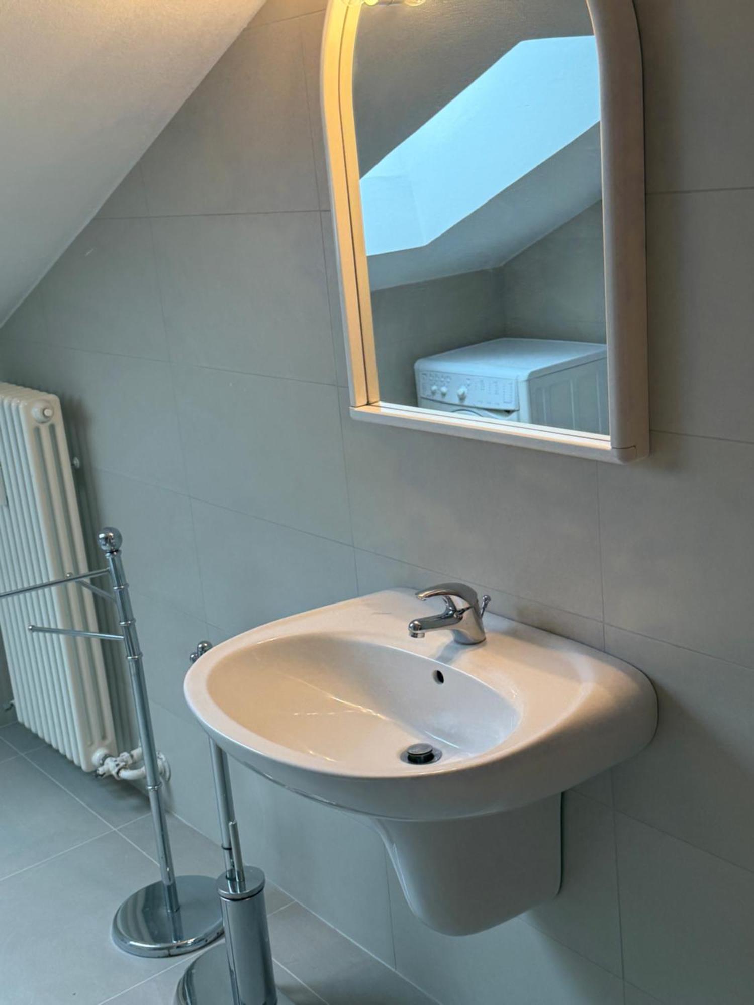 Casa Filippo Large 3 Room Apartment, Close To The Beach, Free Wifi Internet ريفا ديل غاردا المظهر الخارجي الصورة